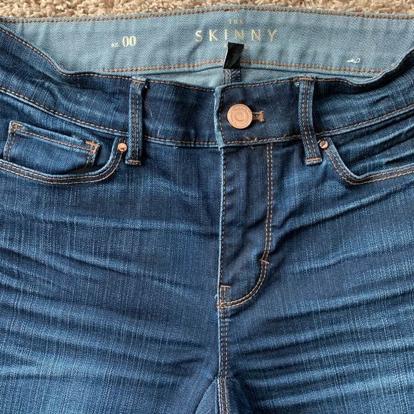 WHBM Gold Chained Skinny Jean - Picture 3 of 4